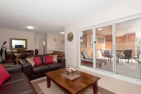 Kiah Unit 16 / 53 Victoria Parade - Accommodation Noosa 0