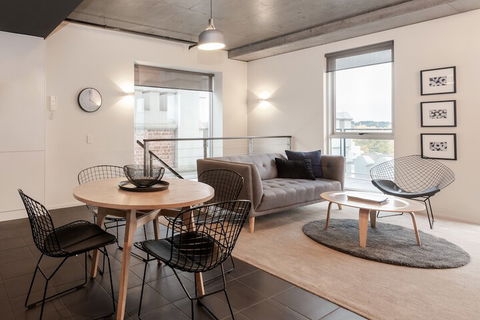 Luxury East Melbourne Apartment - Accommodation Noosa 4