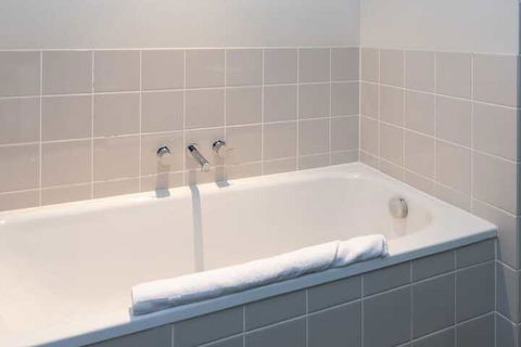 Luxury East Melbourne Apartment - Accommodation Noosa 2