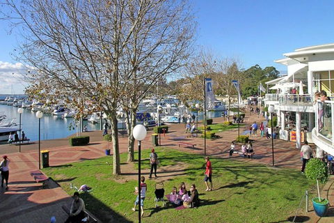 7 BELLEVUE 4 DONALD STREET RENOVATED UNIT WITH AIR CON VIEWS & CENTRAL TO CBD - Accommodation Noosa 4