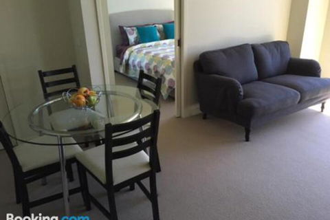 Collins Accommodation - Accommodation Noosa 1