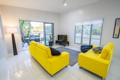 Ashanti - Accommodation Noosa 2