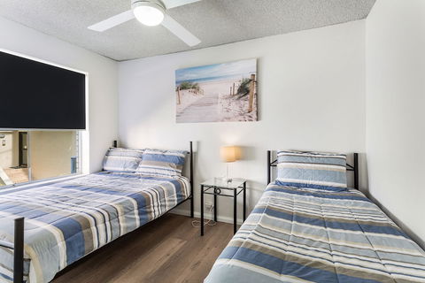 Laman Lodge Unit 2 15 Laman Street - Accommodation Noosa 2