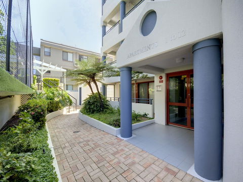 Le Vogue Unit 11 16 Magnus Street - Accommodation Noosa 0