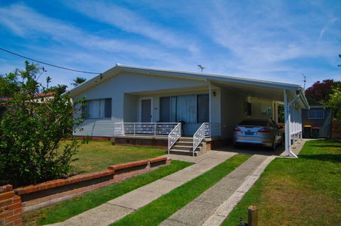 Billys On Main 44 Main Street - Accommodation Noosa 5