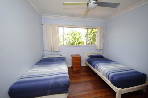Billys On Main 44 Main Street - Accommodation Noosa 2