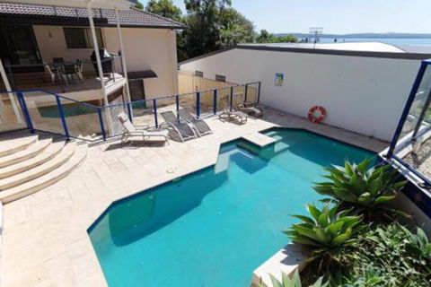 Kallaroo Street 3 Corlette - Accommodation Noosa 4