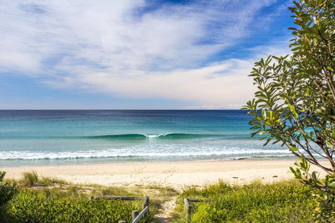 1 / 31 Ocean Street A Relaxing Coastal Retreat - Accommodation Noosa 5