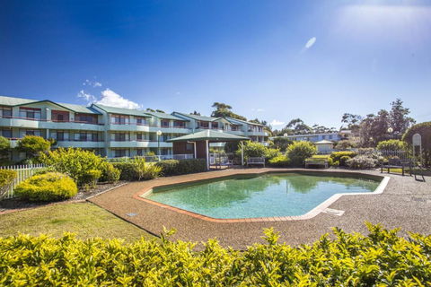 Fathoms 6 Mollymook - Accommodation Noosa 2