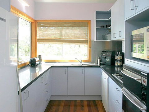 Vainui - Accommodation Noosa 5