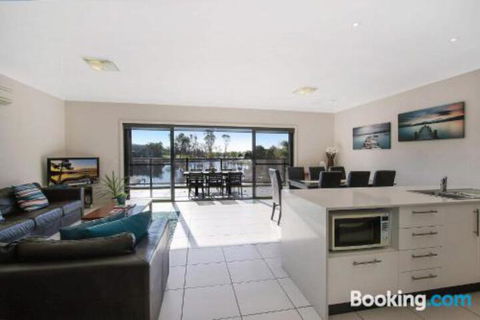 Cypress Townhouse 23 Suite - Accommodation Noosa 1