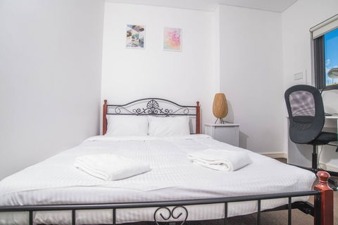 2bed2bath APT At Wolli Creek+p Close To Airport - Accommodation Noosa 5