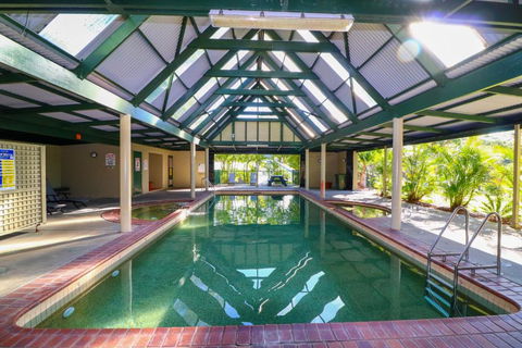 The Lakehouse In Raffetys Resort - Accommodation Noosa 1