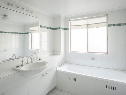 Mitchell 5 / 1A Fathoms - Accommodation Noosa 3