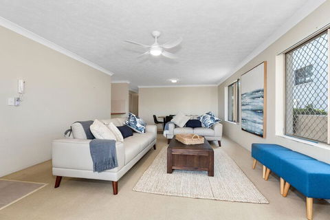 Beachfront On Marine - Accommodation Noosa 2