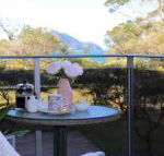 Salt in the Air at Nelson Bay on Shoal bay beach - Accommodation Noosa