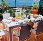 La CimaatNelson Bay - Accommodation Noosa