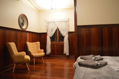 Gargoyle Lodge - Accommodation Noosa 3