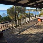 CDC 625 Beach House Incl.rear 2BR Studio - Accommodation Noosa 0