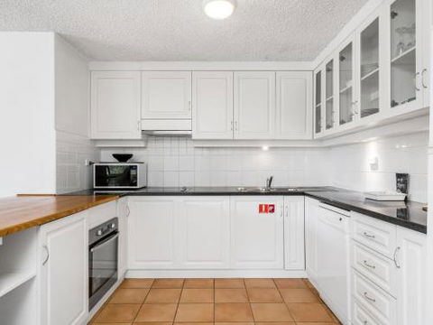 EAST COAST ESCAPES Byron Beachfront - Accommodation Noosa 2