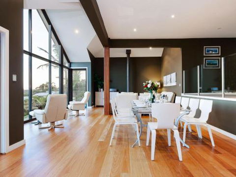 Venabu On Garuwa 20 Garuwa Street Spectacular House With Fabulous Views - Accommodation Noosa 6