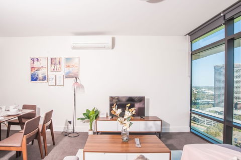 Luxury 2bed2bath APT @opaltower +view - Accommodation Noosa 3