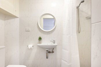 Ultimo 1 Bed. Furnished House W Parking - Accommodation Noosa 5