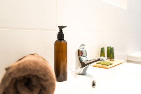 HUNTER In The Heart Of Collingwood Fitzroy - Accommodation Noosa 2
