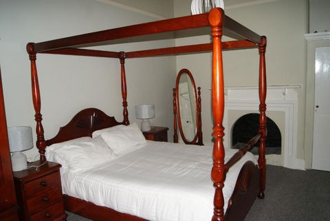 Old Sergeants Quarters - Accommodation Noosa 4