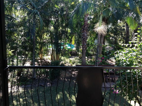 Forest Lodge Apartments - Accommodation Noosa 3