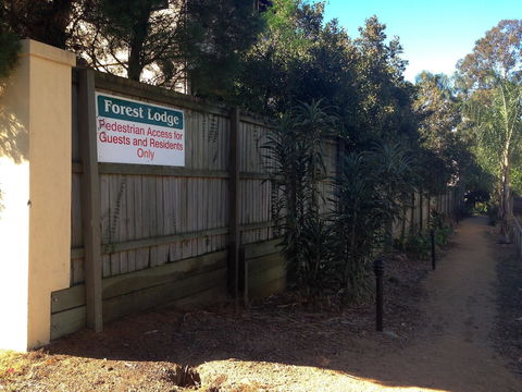 Forest Lodge Apartments - Accommodation Noosa 1