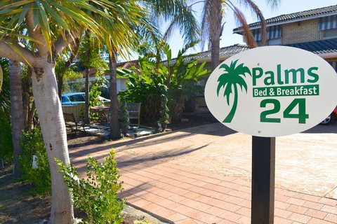 Palms Bed & Breakfast - Accommodation Noosa 1