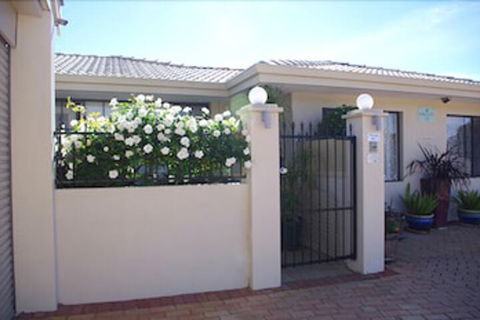 Astoria Retreat B&B - Accommodation Noosa 3
