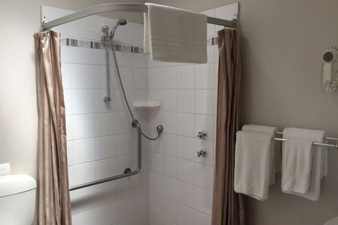 The Noble Grape Guesthouse - Accommodation Noosa 4