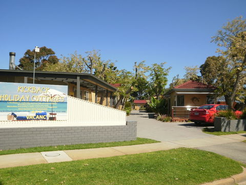 Kickback Cottages - Accommodation Noosa 0