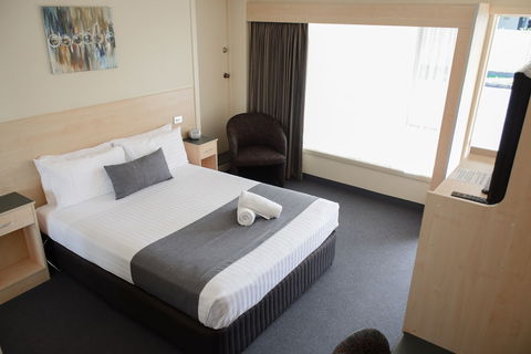 Beachway Motel & Restaurant - Accommodation Noosa 3