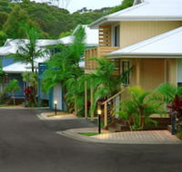 Flynns on Surf Beach Villas - Accommodation Noosa