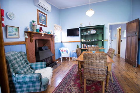 Pammys Palace - Accommodation Noosa 2