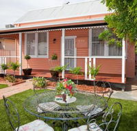 Pammys Palace - Accommodation Noosa