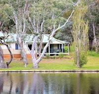 Bushy Lake Chalets - Accommodation Noosa