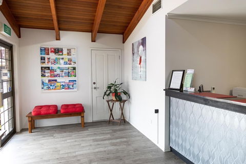 Lantern Motor Inn - Accommodation Noosa 5