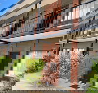 Ploughmans Motor Inn - Accommodation Noosa