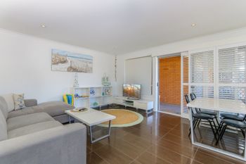 10 / 39 Kingscliff Street - Accommodation Noosa 3