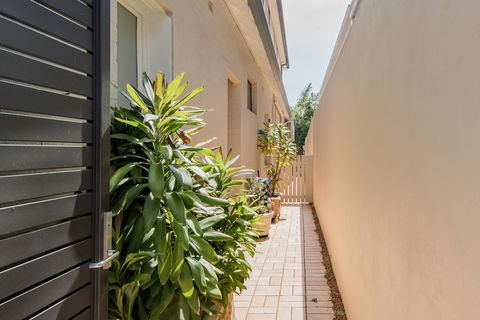 The Palm House Bondi - Accommodation Noosa 0