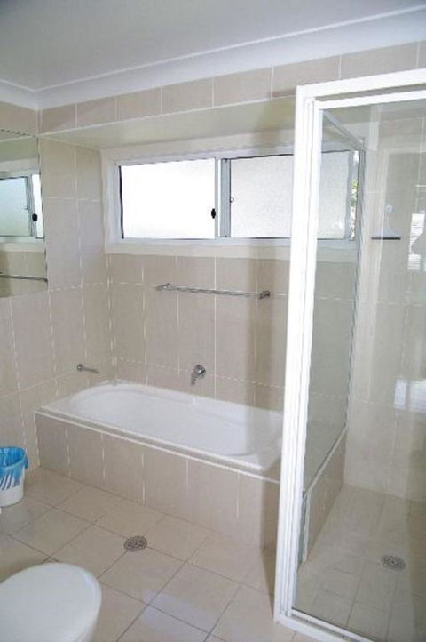 Beach Club 2 5 Gowing Street - Accommodation Noosa 4