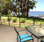 2 Magnus Pines 52 56 Magnus Street stunning unit with aircon water views  foxtel - Accommodation Noosa