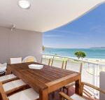 12 Florentine 11 Columbia Close  WIFI Aircon spectacular views - Accommodation Noosa