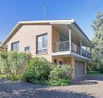 2 Plattens 15 Kurrawa Close great duplex so close to the water - Accommodation Noosa
