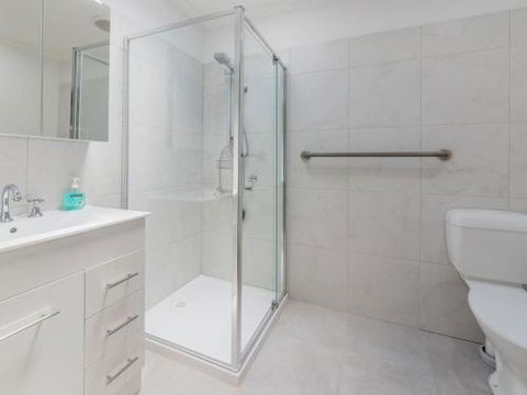 DRIFTAWAY ACROSS FROM SURF BEACH - Accommodation Noosa 5