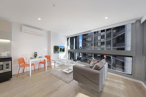 A Bright & Modern CBD Apt Next To Southern Cross - Accommodation Noosa 2